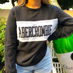 Abercrombie& Fitch Sweatshirt ♥️
